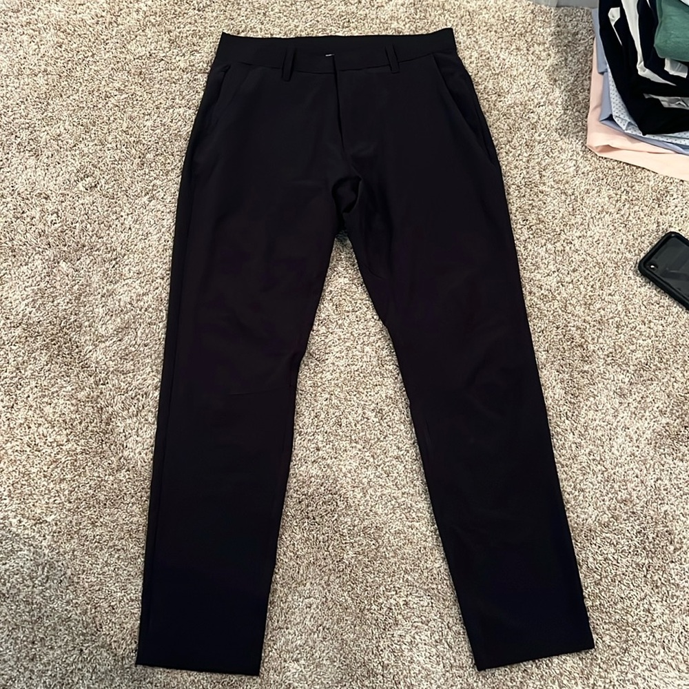 Fabletics men’s black golf pants size 31x32, PERFECT CONDITION